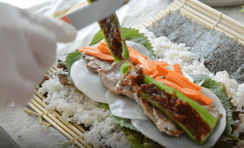 紫菜包饭教程在此,紫菜包饭怎么吃最好