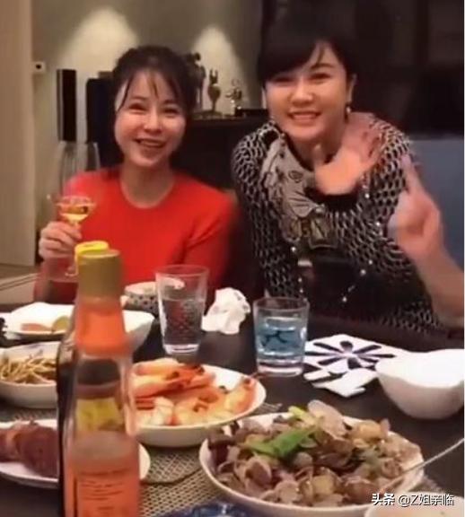 李云迪嫖娼被举报,明星再小心,还是躲不过神秘的朝阳群众