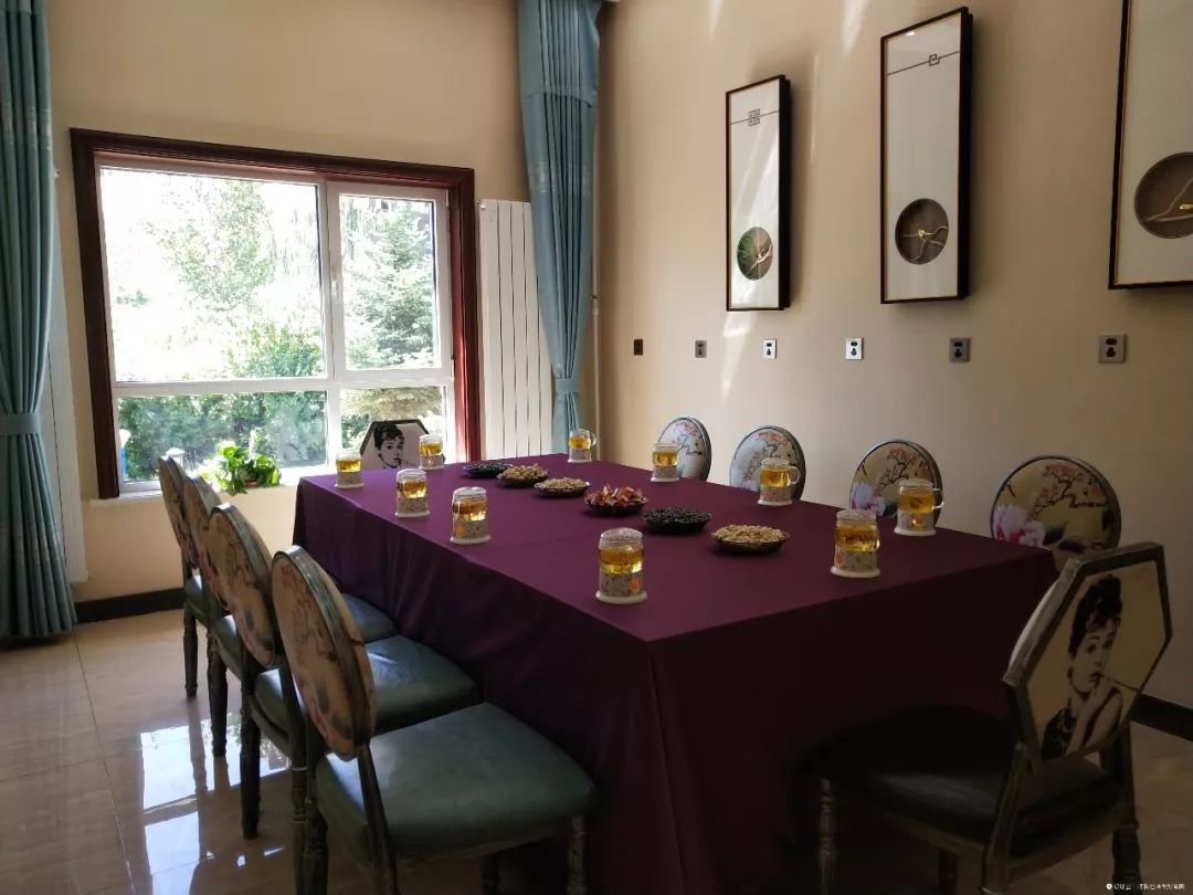 酒吧、超市展览馆这么Fashion的青城驿站,你还认为这只是厕所吗