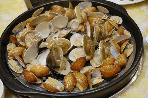 天津人借钱买奢侈品,天津人借钱吃海鲜是什么意思