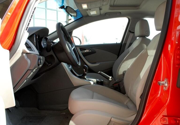 1.6t别克英朗gt测评,22款别克英朗gt评测