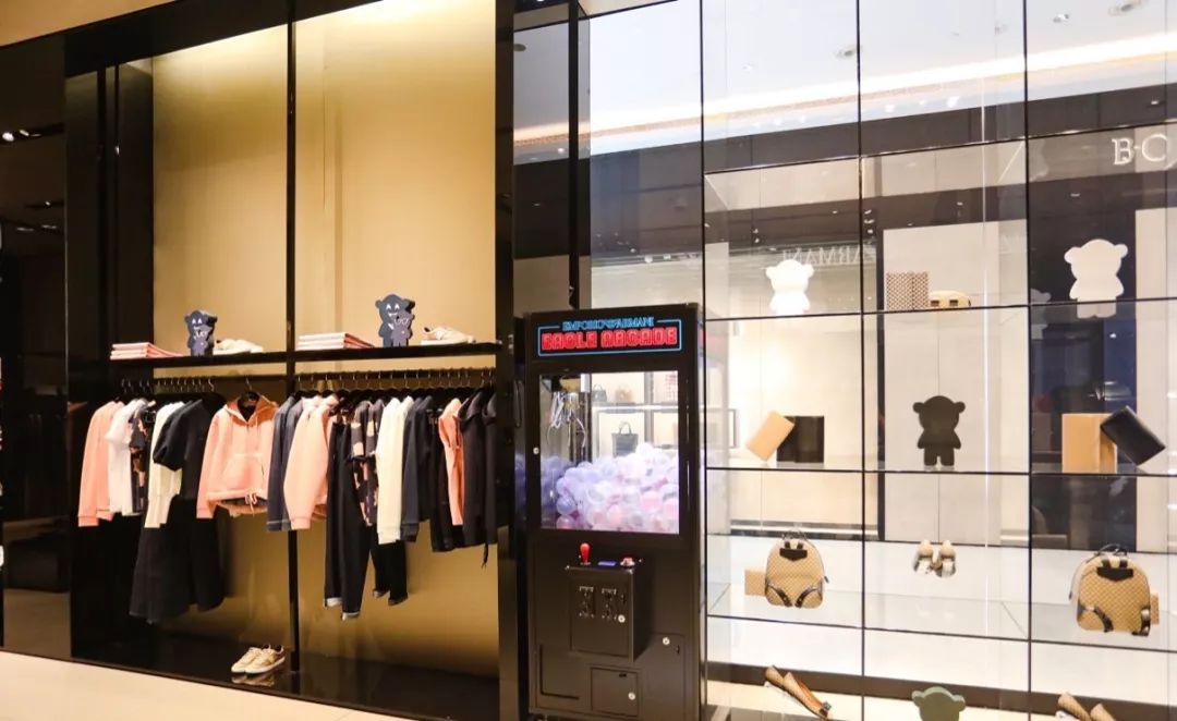 小服装店的陈列技巧图片欣赏,小服装店的陈列技巧图片欣赏大全