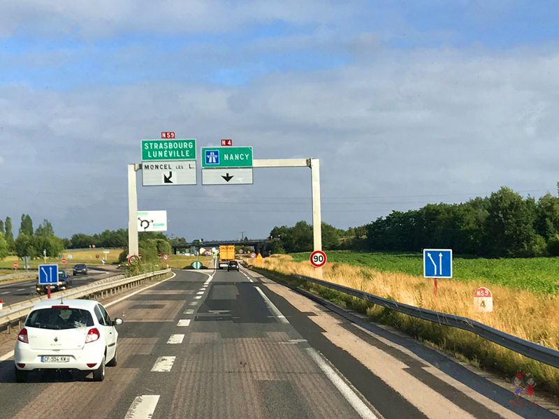 巴黎女人漂亮吗,为什么巴黎人都那么时尚