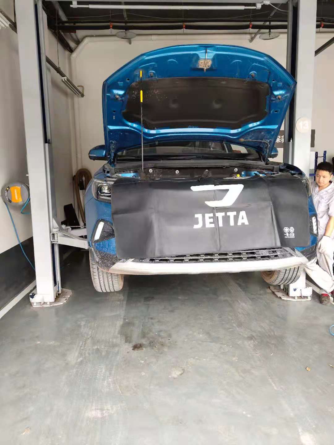 黄渤代言捷达vs5,广州车展黄渤代言捷达vs7