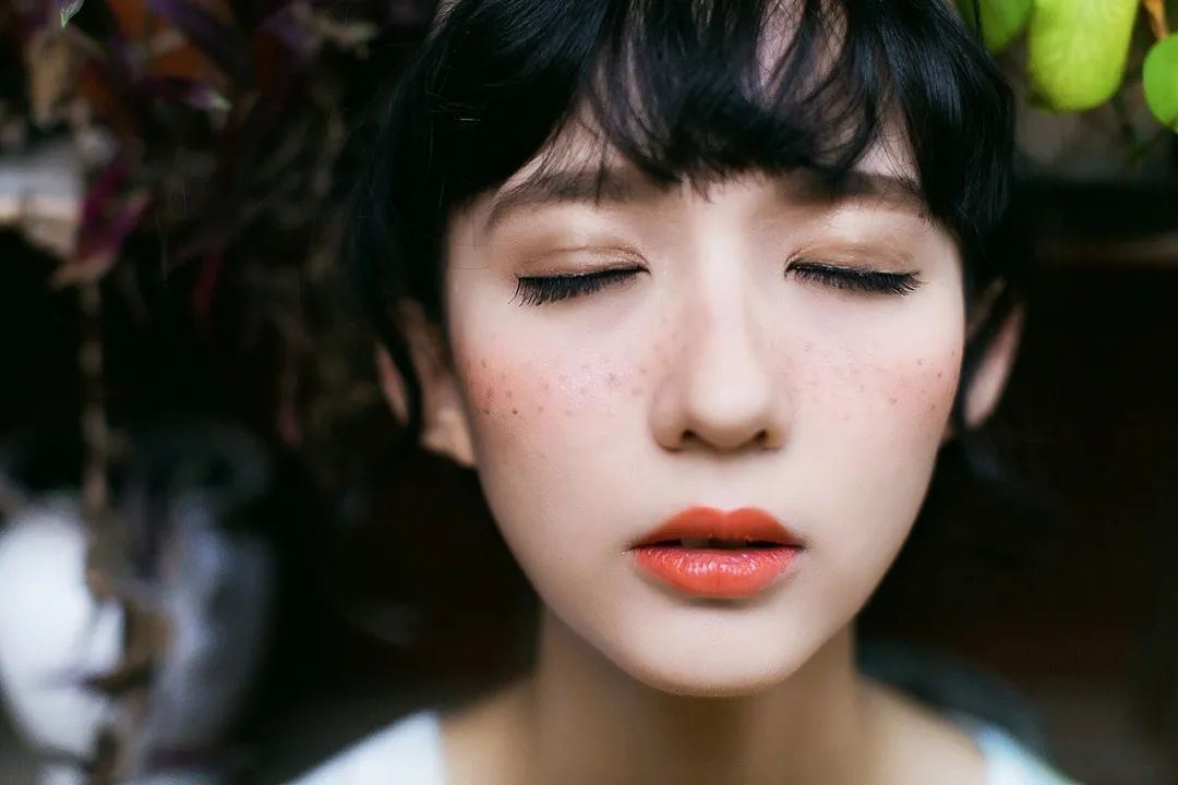 脸颊内侧有斑纹,脸颊斑纹