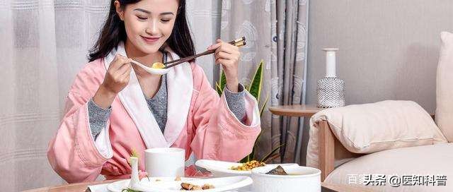 坐月子期间可能出现的问题,坐月子期间出现这些症状正常吗