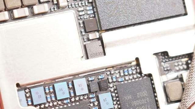 魅族首款智能手表拆解报告，内置艾为AW8896数字智能K音频放大器