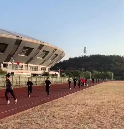 省射击射箭自行车运动管理中心：智慧化、科学化，让冬训更有效