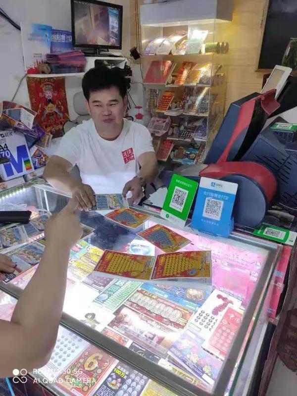 吉林一彩民喜中大乐透701万,吉林彩民喜中大奖1500万