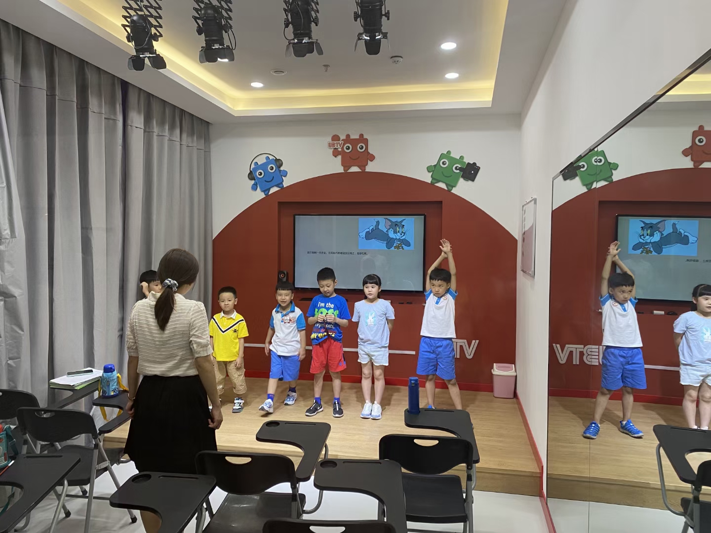 语言艺术金牌名师——蔡倩秋:热爱孩子,用心教育