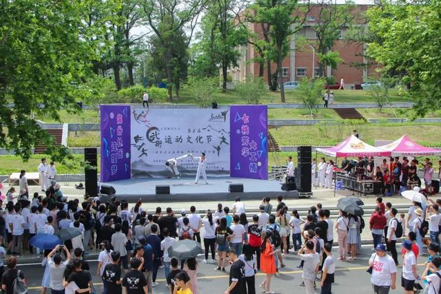 确认过眼神这是谁唱的歌,确认过眼神是过年要加班的人