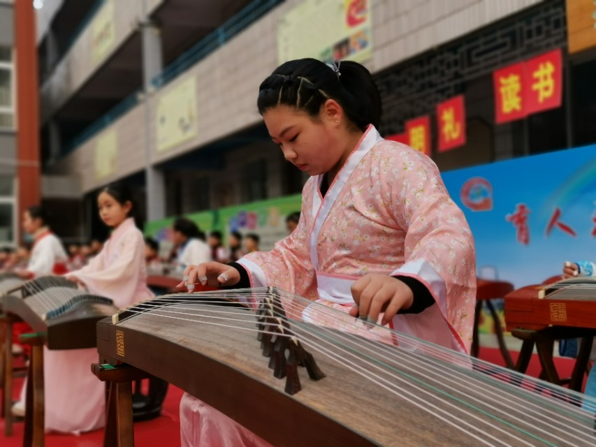 第四届校园足球联赛开赛,第3届华奥杯足球赛