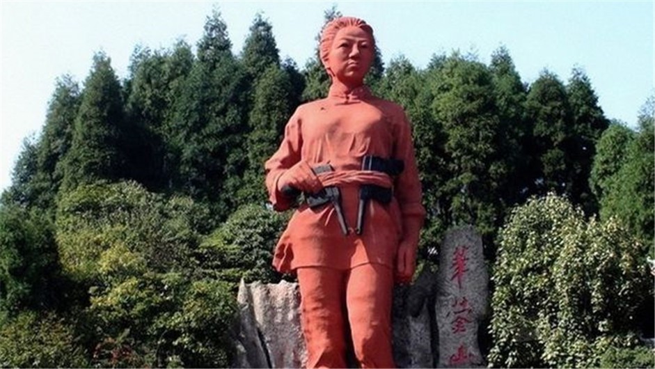 双枪老太婆结局如何？周总理希望刀下留人，毛主席嘱托善待其家属