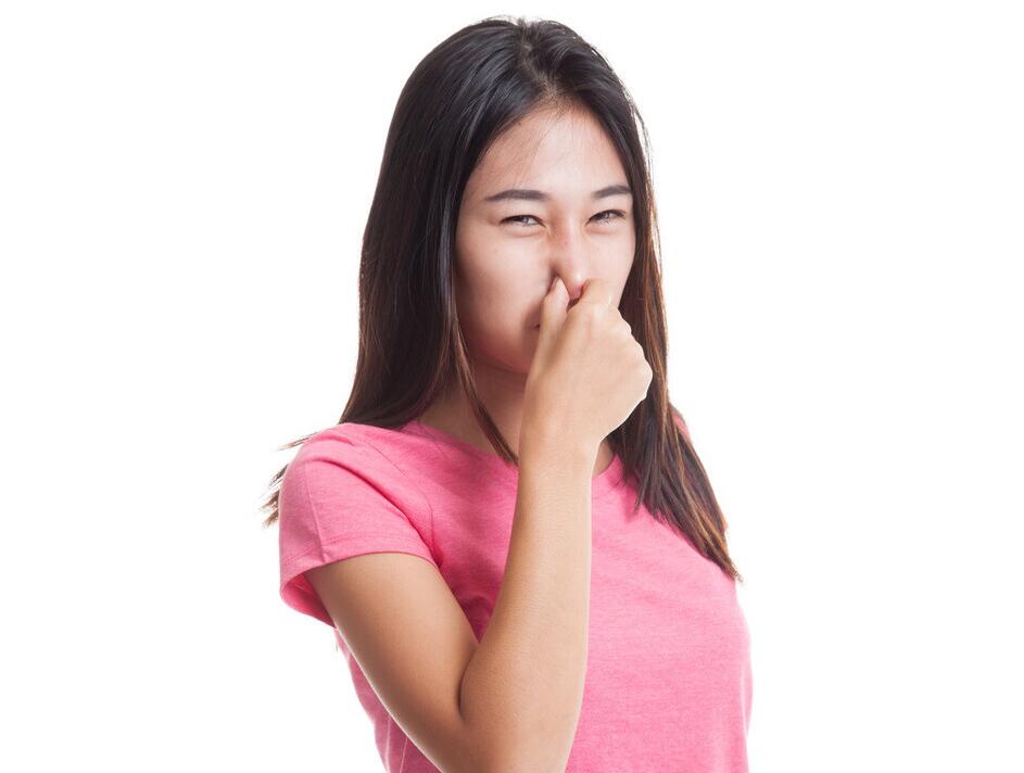 医生提醒：分泌物出现3种情况，十有八九是HPV来了，早检查