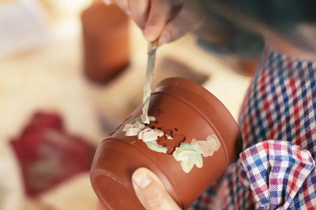 宜兴紫砂茶壶评价,紫砂壶和建水紫陶哪个泡茶好喝