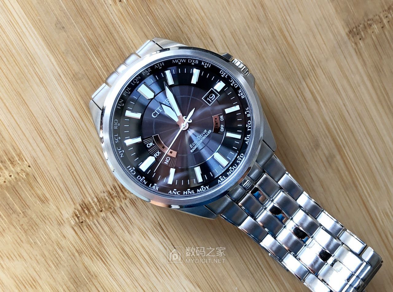 卡西欧和西铁城光能手表哪个好,光动能手表卡西欧好还是西铁城好