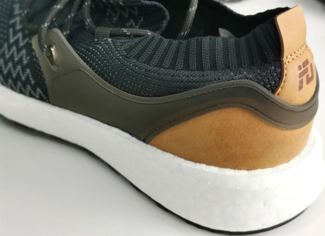 最黑科技的运动鞋,穿过很多碳板跑鞋