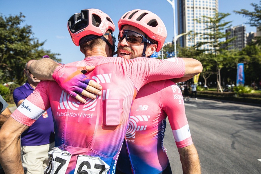 环广西各赛段冲刺,环广西巡回赛回放