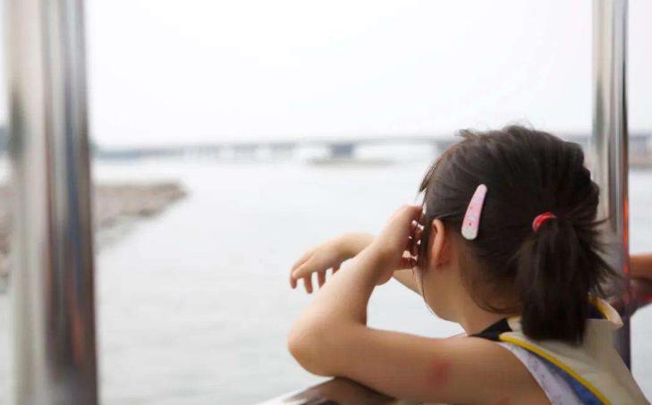 孩子爱走神注意力不集中怎么办,怎么纠正孩子好动注意力不集中