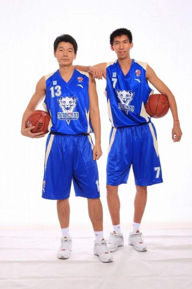 人情味！深圳主场揭幕战将致敬玄冥二老他们是球队图腾