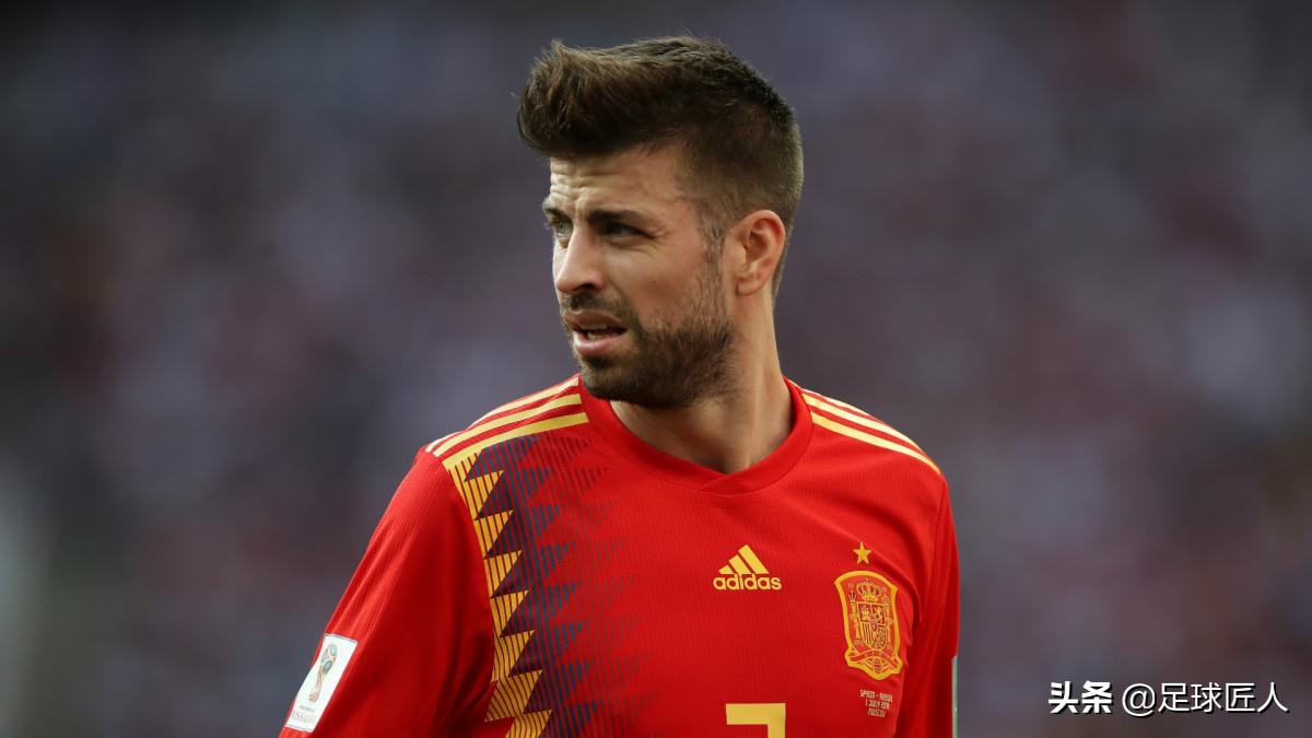 皮克巴萨足球集锦,皮克被穿裆反身勾球