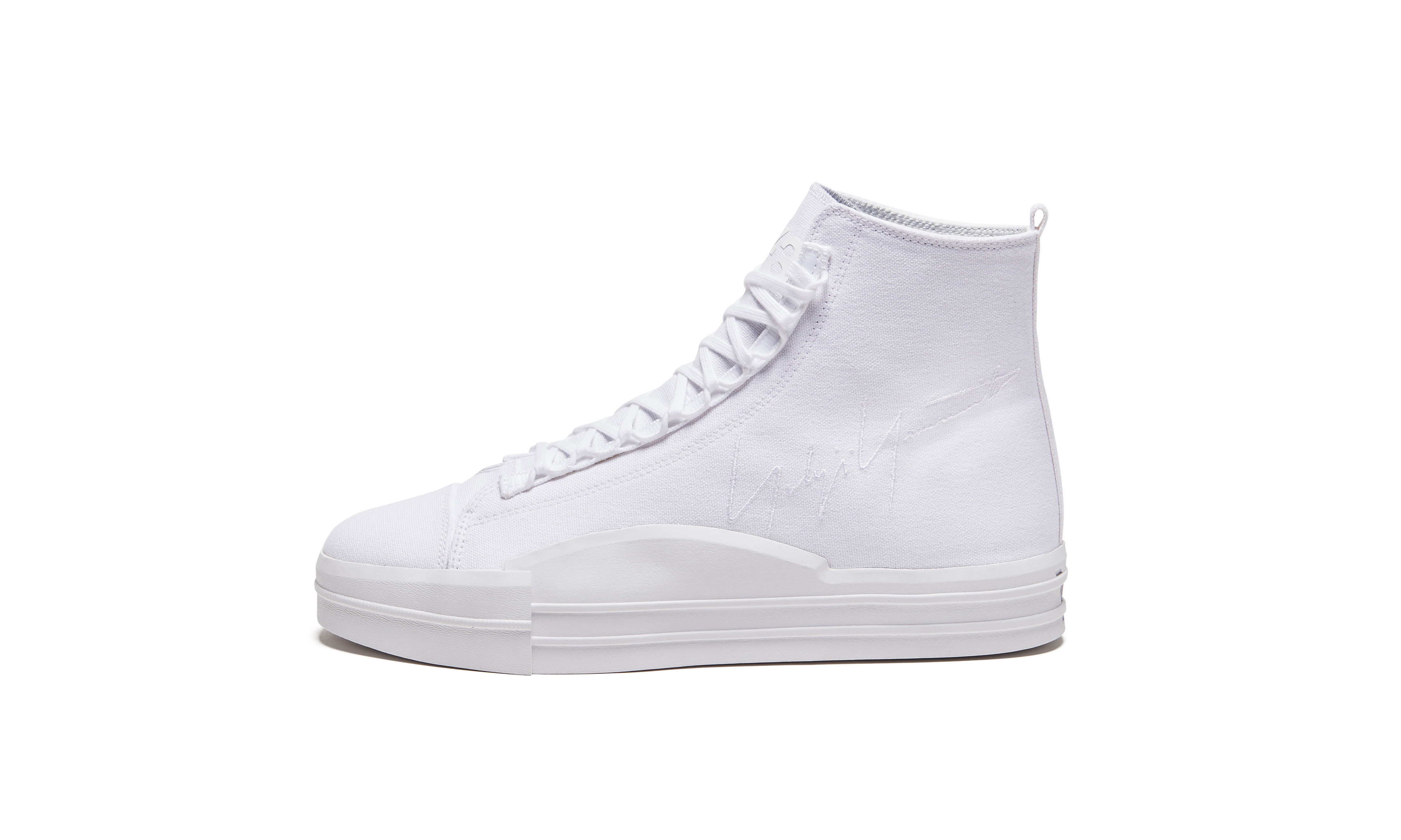 adidas新款曝光,adidas鞋经典白绿