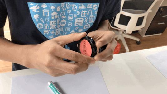 厦门直男没救了？我们邀请了5个帅哥猜化妆品，看完吐出两斤血...