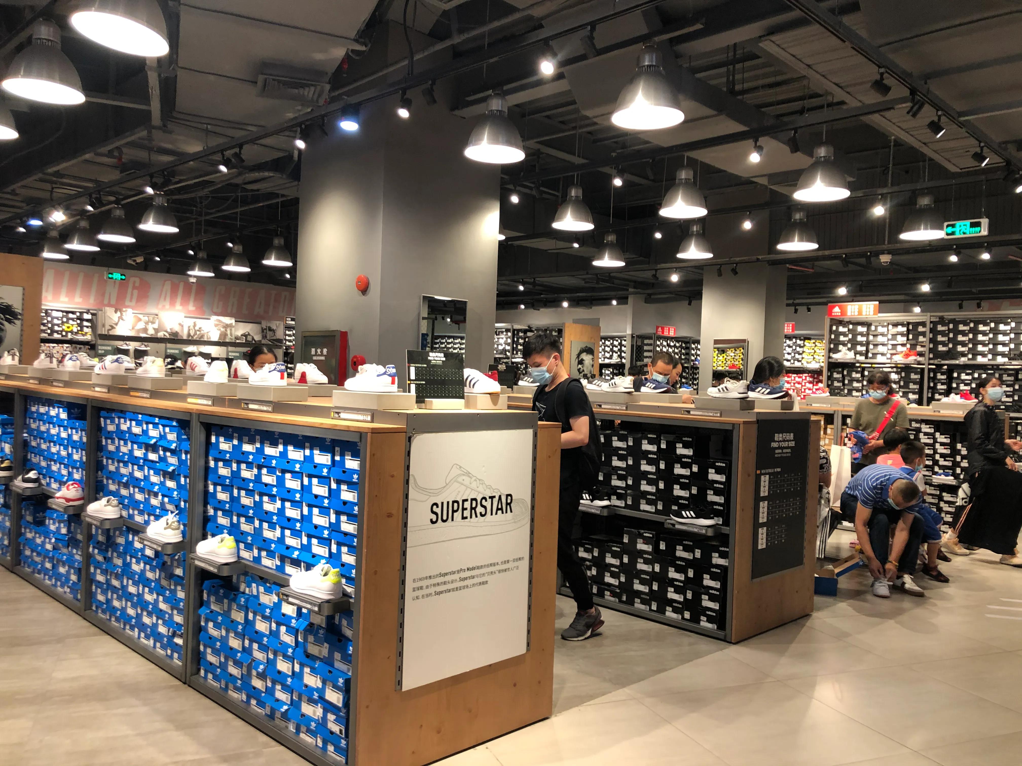 广州哪里有耐克阿迪达斯折扣店,广州天河区哪里有阿迪达斯折扣店