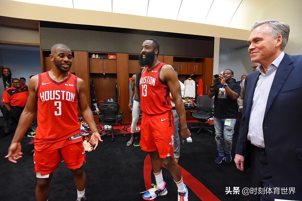 勇士连续2场大逆转却暗藏隐患,勇士连续两年击败骑士