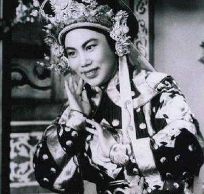 常香玉为啥捐献一架飞机,常香玉最后捐到飞机了没