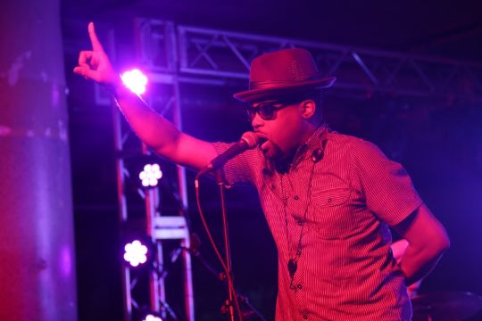 k歌怎么调声音最好听,如何快速成为演唱达人教程