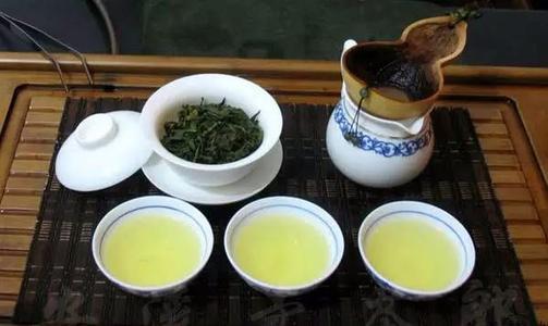 日铸雪芽茶不但形似鹰爪，更是拥有兰花芳香，味甘而滋