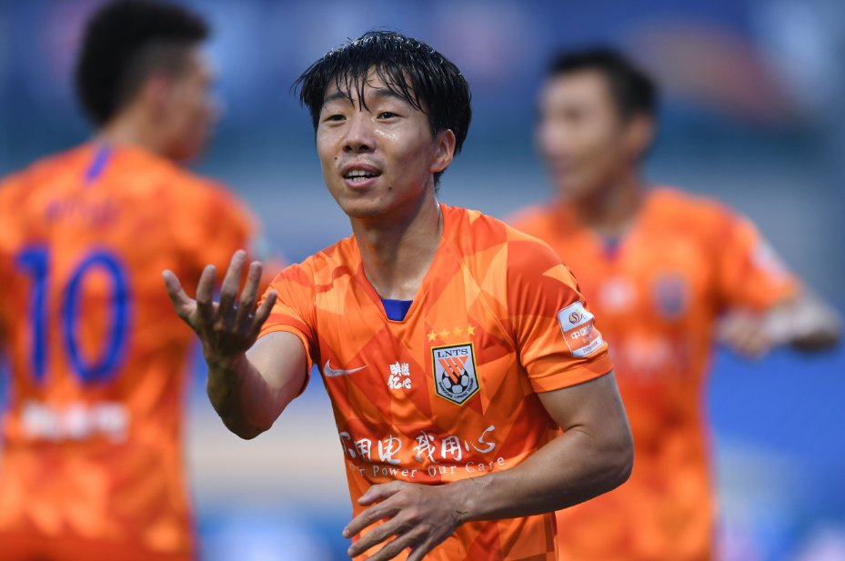 孙准浩一分钟绝杀,金敬道孙准浩跑动距离