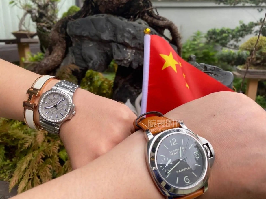 网友晒上千万的手表,网友晒1300手表