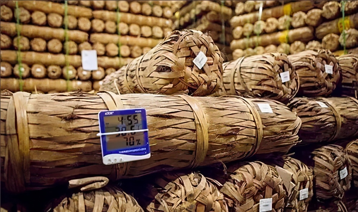 存量40万吨，市值上千亿！无奈之下的莞仓专业化之路