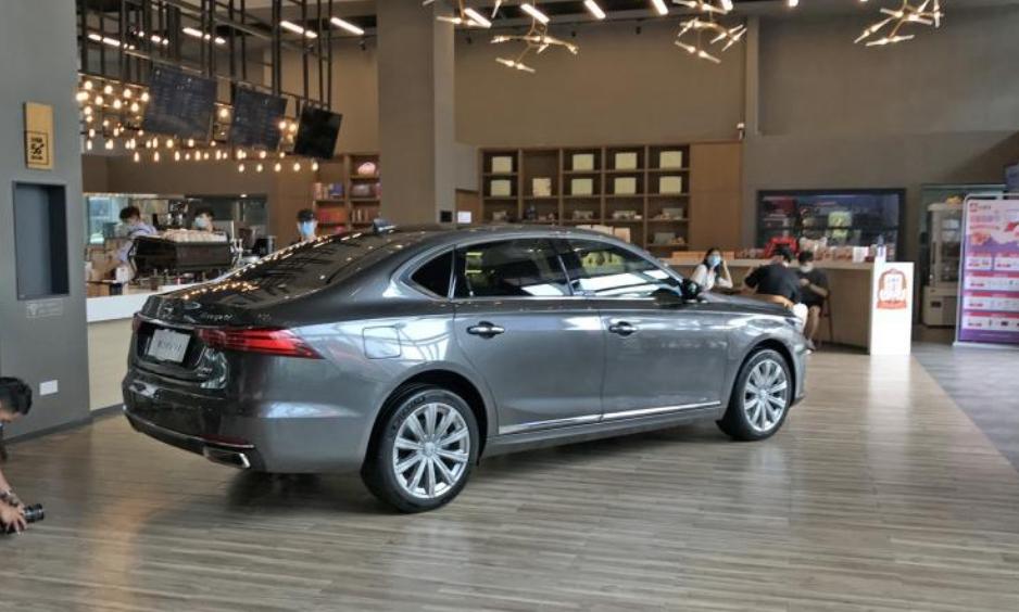 国产二手超5米轿车,超5米的日系轿车