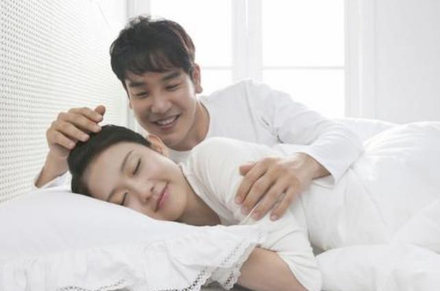 妻子怀孕了该怎么安慰,妻子怀孕后该怎么过