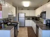 加拿大100万能买什么房,上海一套房在加拿大能买多大