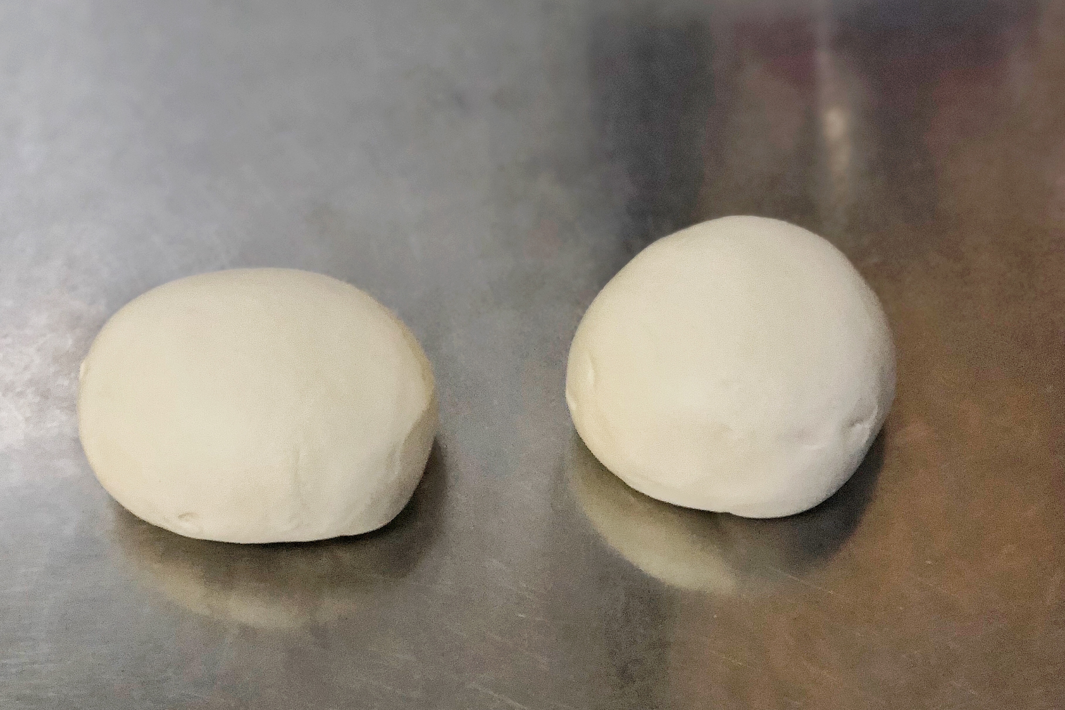 自己在家做拉面一次就能成功，和西红柿鸡蛋卤是绝配，爽滑弹牙