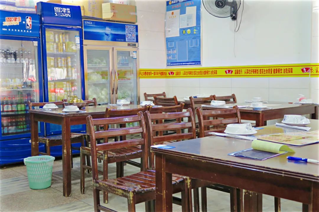 学生时代勾你馋虫的街边店,你和它上一次见面隔了几年?