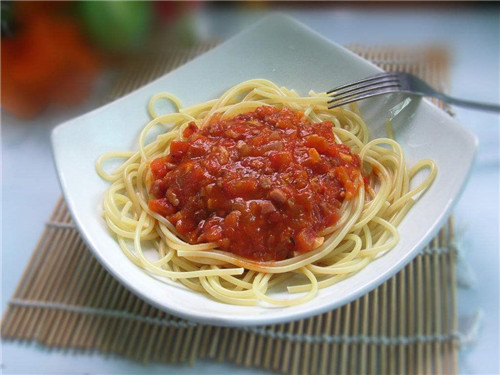 意大利面怎么做？意大利面最正宗的做法，外国人吃了都赞不绝口