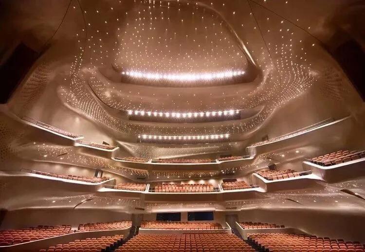 建筑界时尚女魔头,建筑女魔头作品