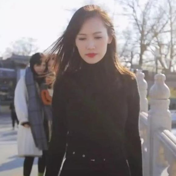 出轨分宝强千万财产，现转型当导演卖惨洗白，潘金莲都得叫马蓉师父