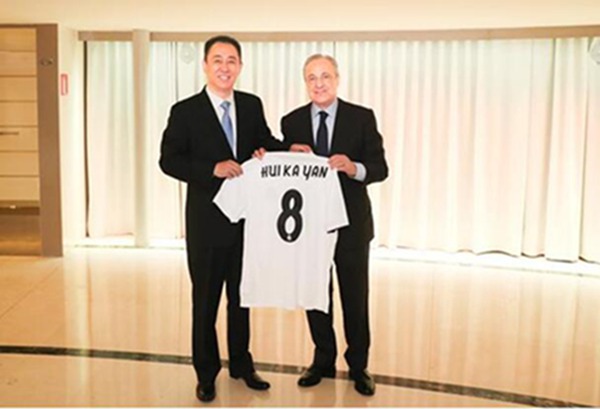 截至2018年恒大足校已累计投入超过26亿元获得63项重大赛事冠军