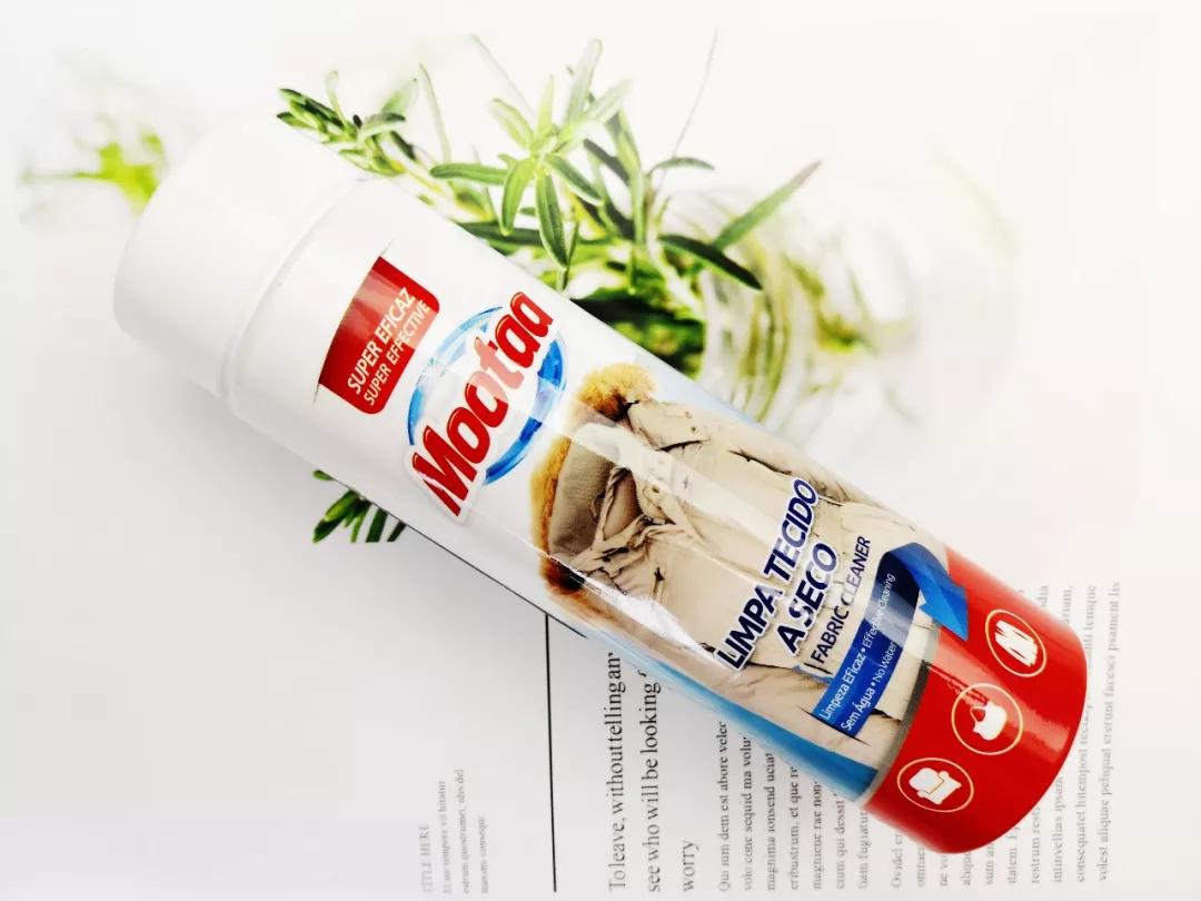 羽绒服脏了不用下水洗,羽绒服脏了用什么一喷就可以了