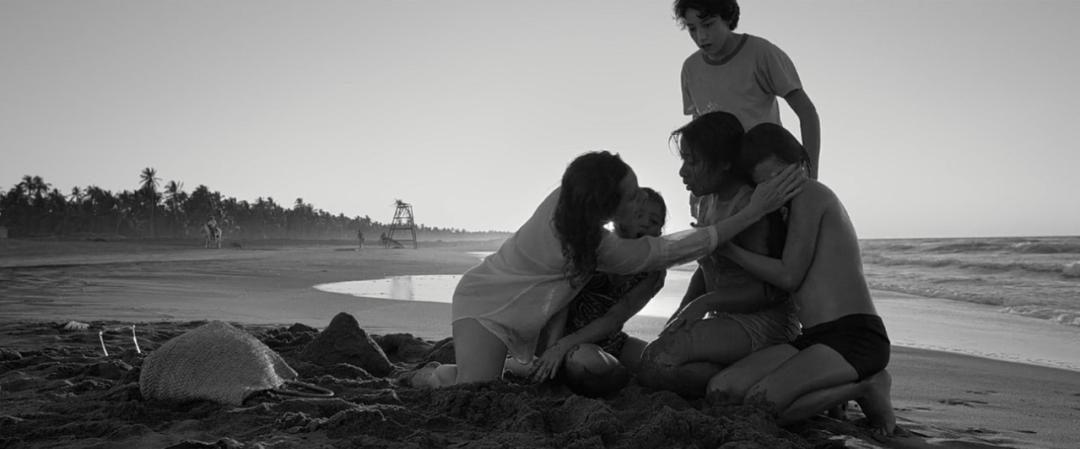 更大尺度版的《寄生虫》，从天堂到地狱只需一瞬