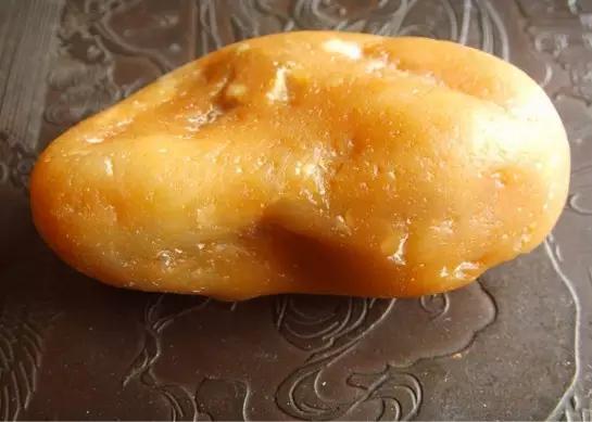 终于捡到了值钱的石头,捡到这些石头不要扔真的很值钱