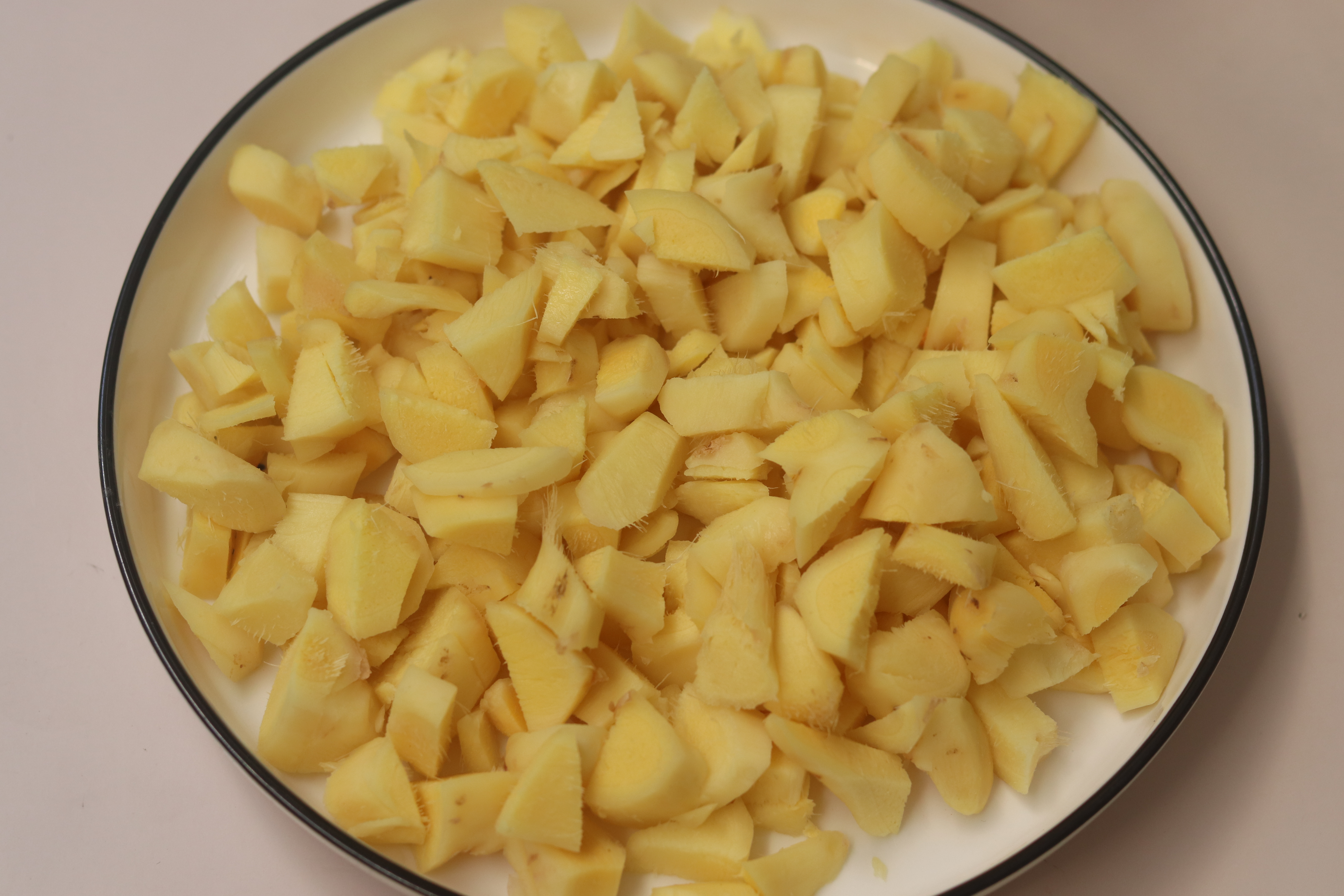 生姜加红枣的做法,生姜红枣熬膏怎么做