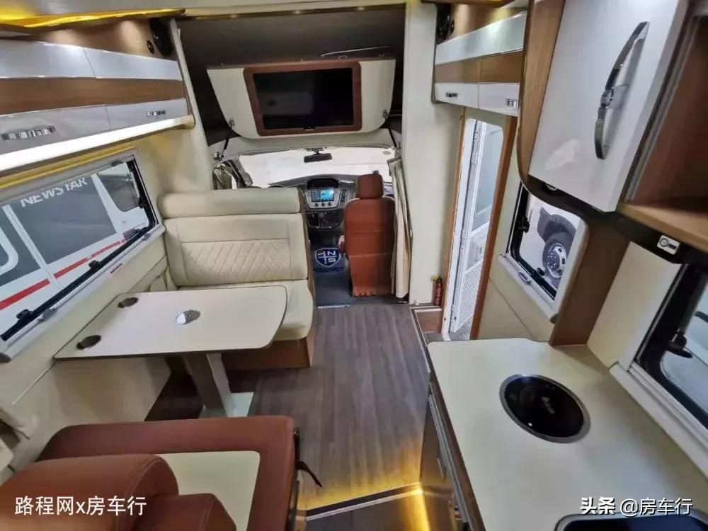 房车大全20-30万的c型房车限量版,房车价格30万元空间大全新自动挡
