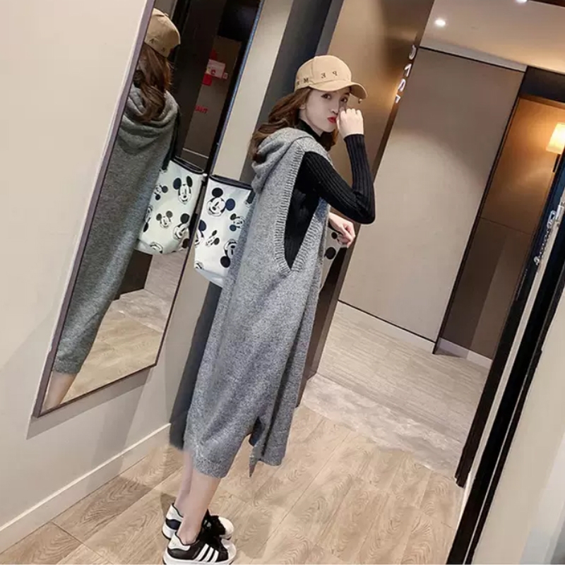 时髦又洋气外穿冬天的背心,天气热出一款清凉感背心